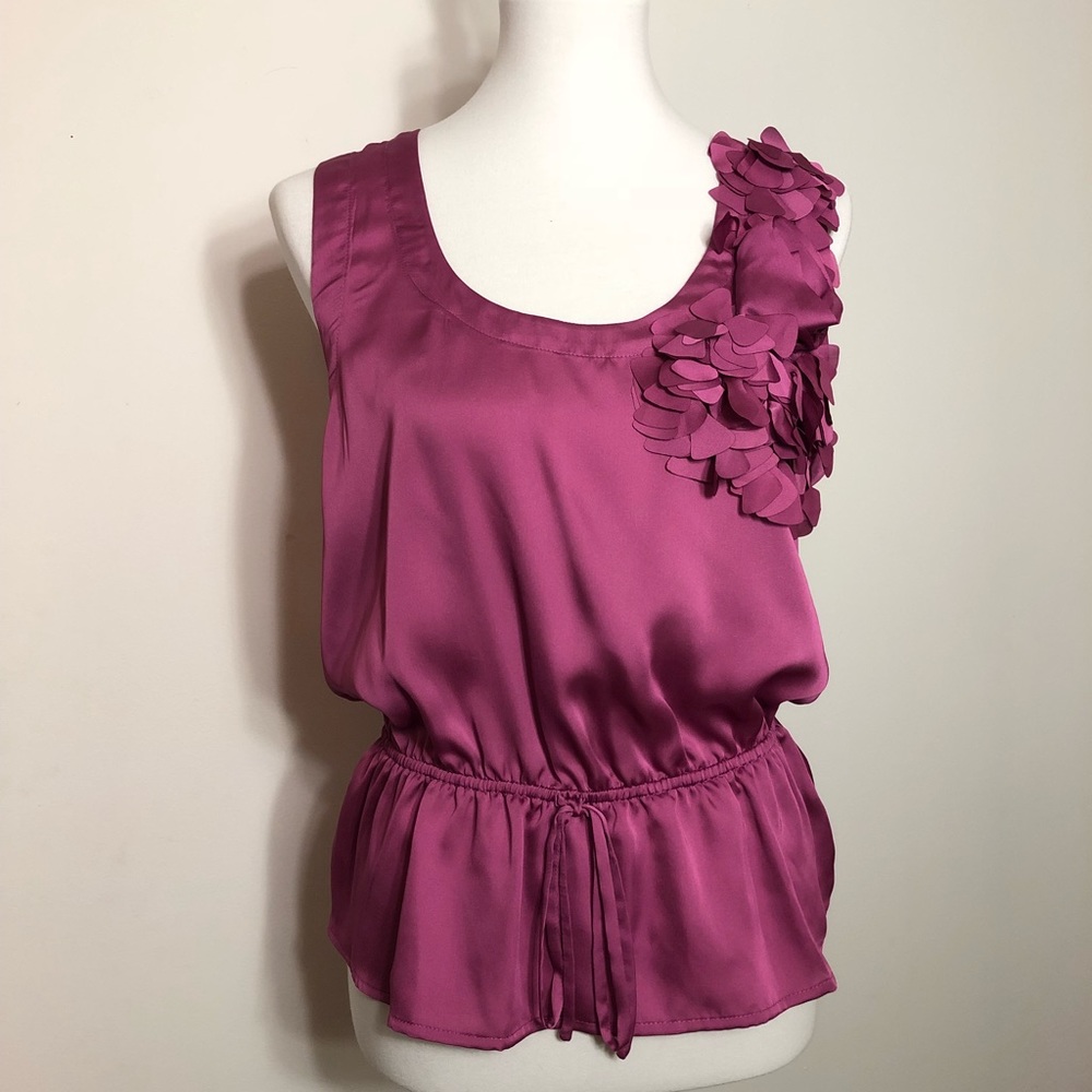 Silky detailed dress tank top NWT. Medium